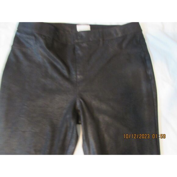 CHICO'S FAUX SUEDE LEATHER PANTS BLACK SIZE 1 (M 8) STRETCH  SOFT STRAIGHT LEG - Picture 3 of 11